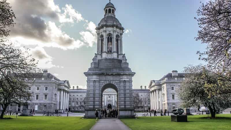 منحة كلية ترينيتي في دبلن Trinity College Dublin لدراسة الماجستير في أيرلندا