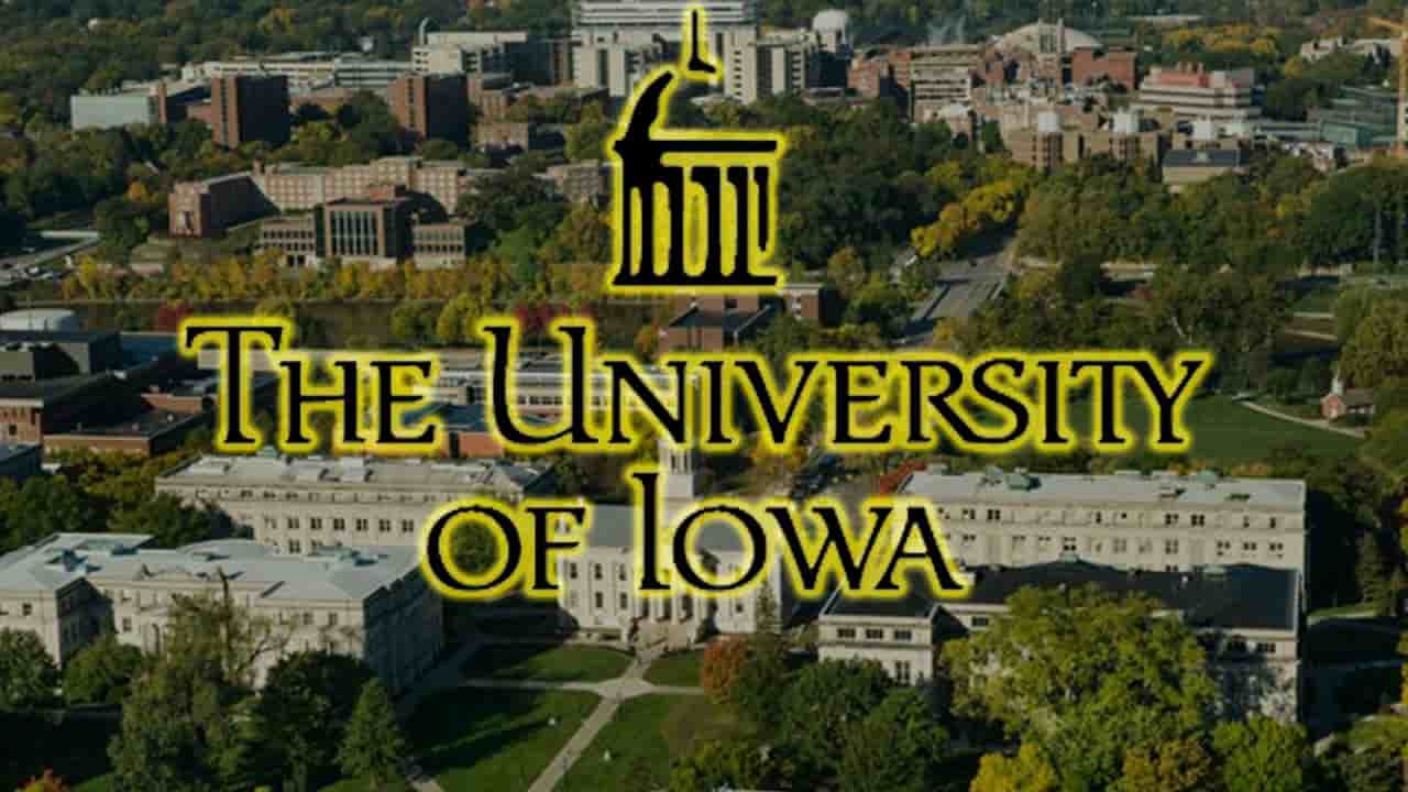 منحة جامعة IOWA لدراسة البكالوريوس في الولايات المتحدة 2021