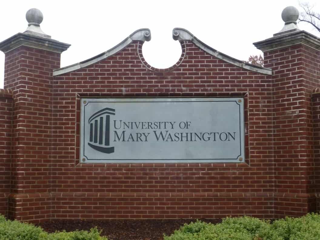 منحة جامعة ماري واشنطن لدراسة البكالوريوس في الولايات المتحدة الأمريكية 2021