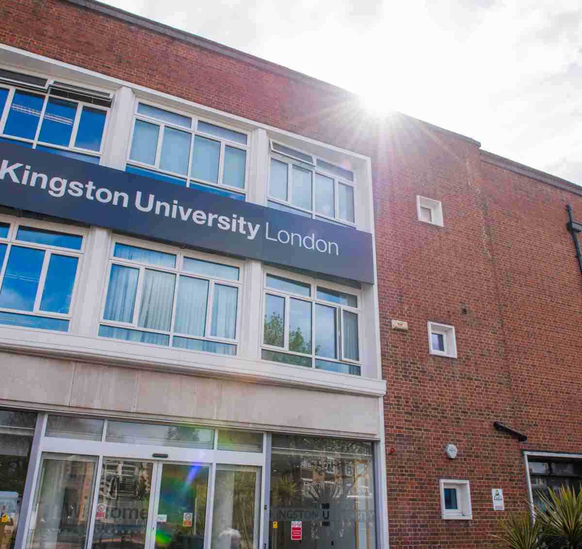 منحة جامعة كينجستون بلندن لدراسة الماجستير في المملكة المتحدة 2021