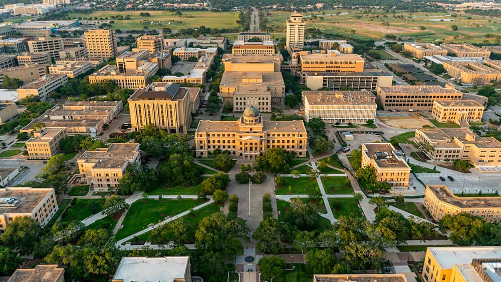 منحة جامعة Texas A&M لدراسة البكالوريوس والدراسات العليا بالولايات المتحدة الأمريكية 2021