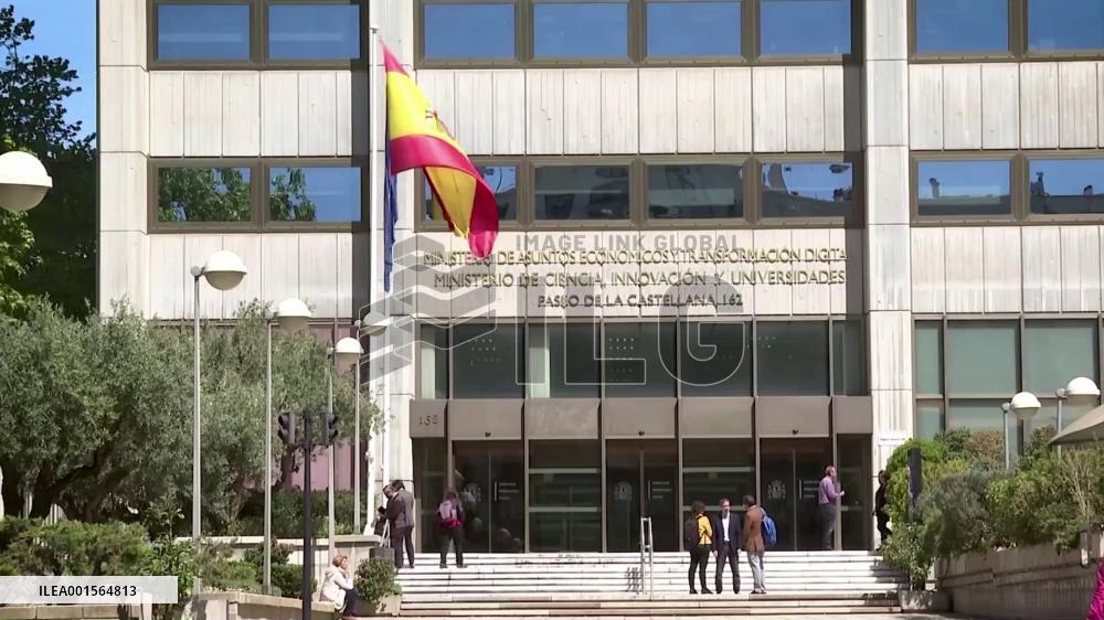 فرصة عمل في اسبانيا لمتحدثي العربية براتب 18 ألف يورو سنويا 1 فرصة عمل في اسبانيا لمتحدثي العربية براتب 18 ألف يورو سنويا